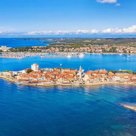 Peaceful Near Umag Apartment *